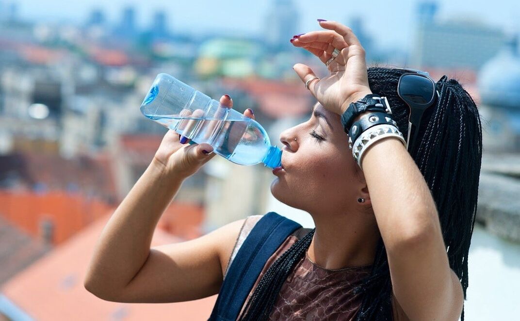 Trinkwasser auf einer faulen Diät